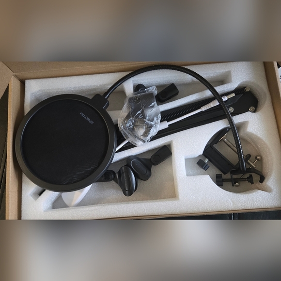 Black Pop Filter Kit - Mic No Includes - Picture 1 of 3